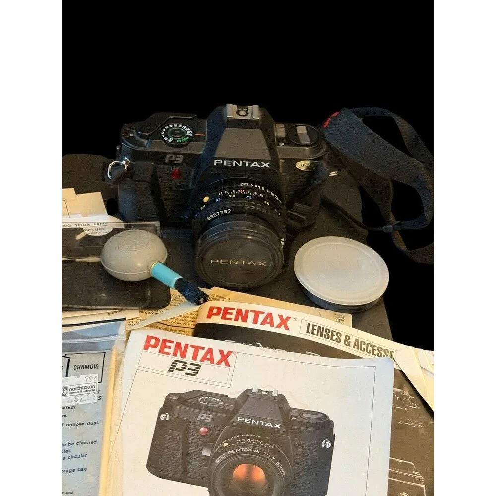 Pentax P3 35mm Camera 50 mm Lens & 70-210mm Vivitar Macro Focusing Zoom Lens